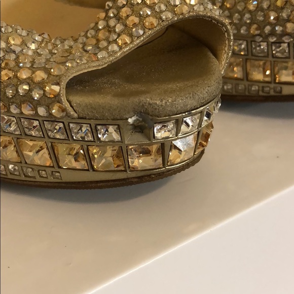 Jimmy Choo Crystal Gold Pump - Picture 5 of 5